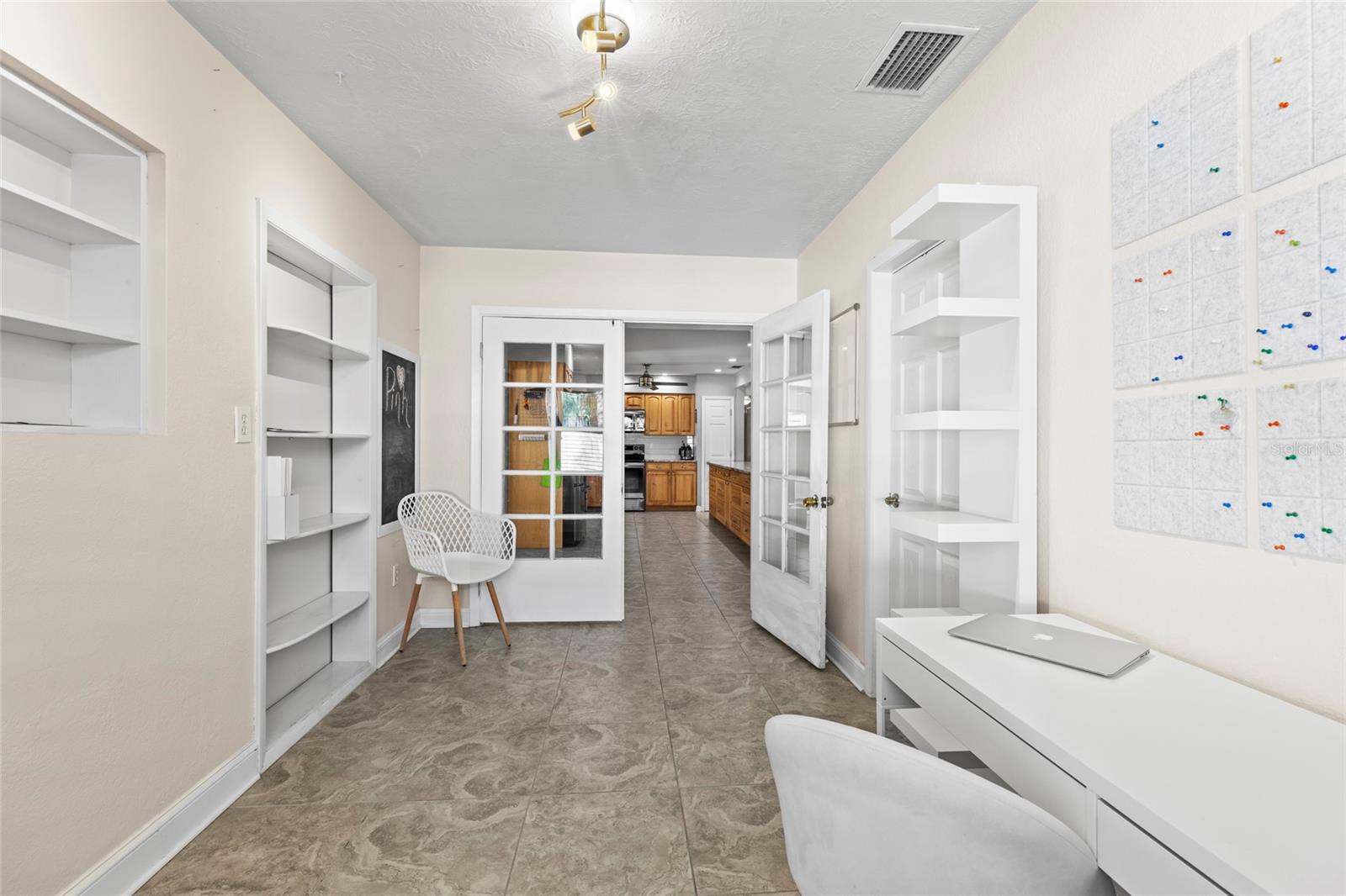 DODGE CITY FIRST ADD - Residential