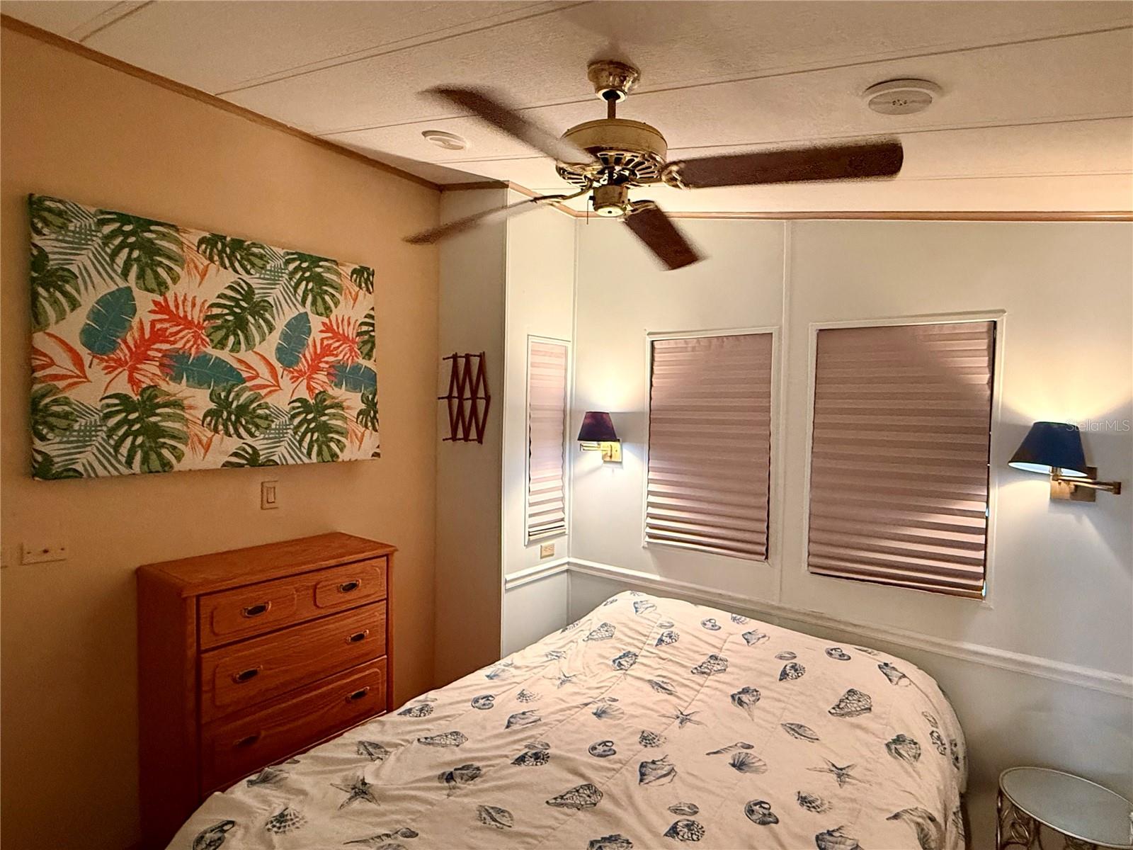 HOLIDAY TRAVEL PARK ENGLEWOOD - Residential