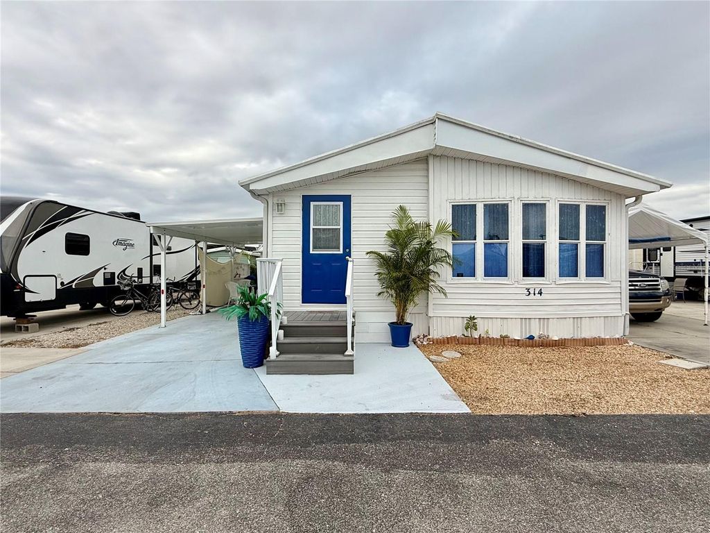 Photo of 1475 Flamingo Drive #314, Englewood, FL 34224 (MLS # N6141813)