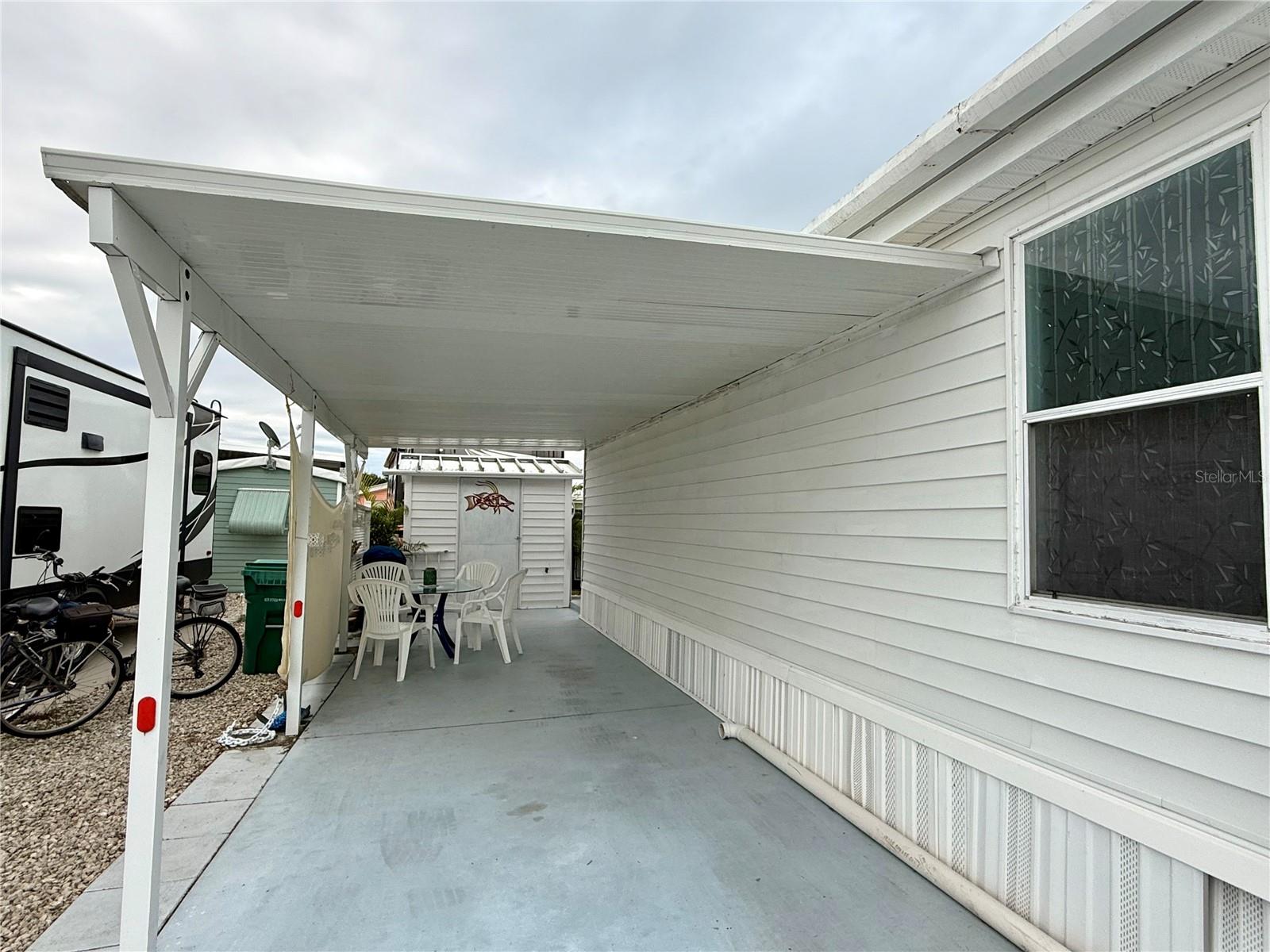 HOLIDAY TRAVEL PARK ENGLEWOOD - Residential