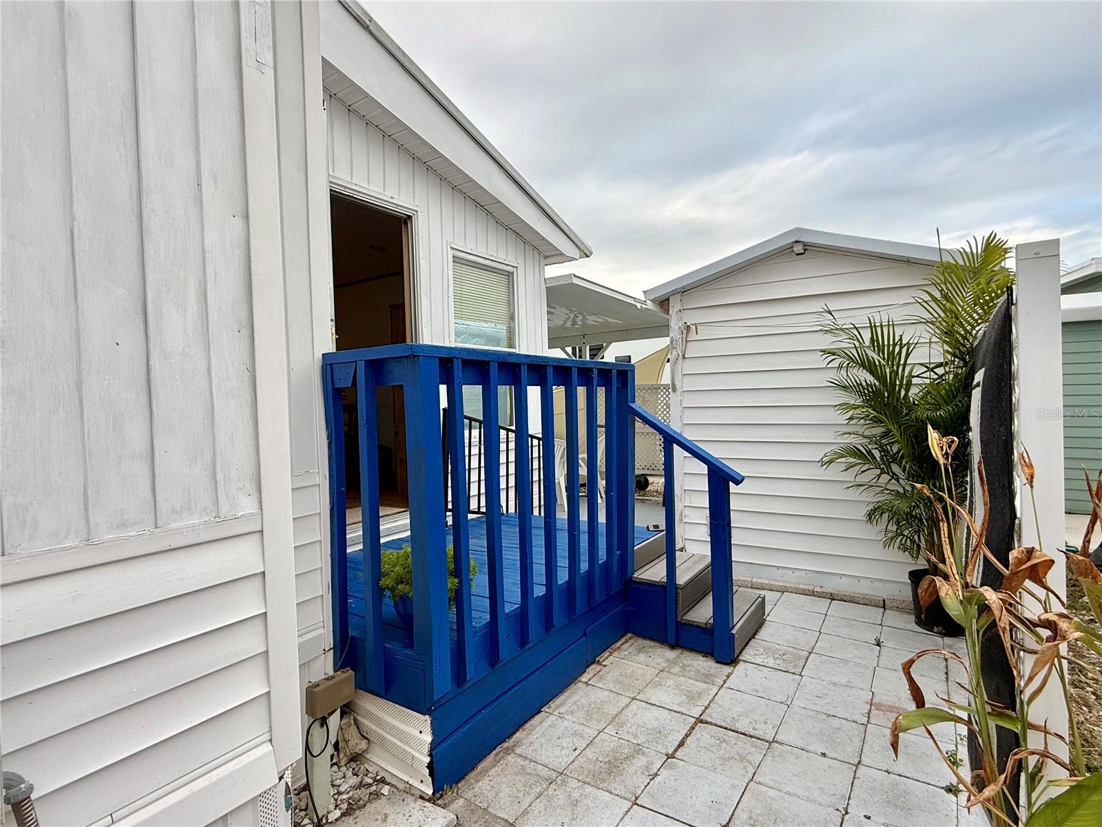 HOLIDAY TRAVEL PARK ENGLEWOOD - Residential