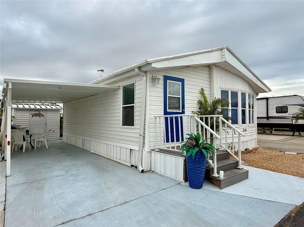 Photo of 1475 Flamingo Drive #314, Englewood, FL 34224 (MLS # N6141813)