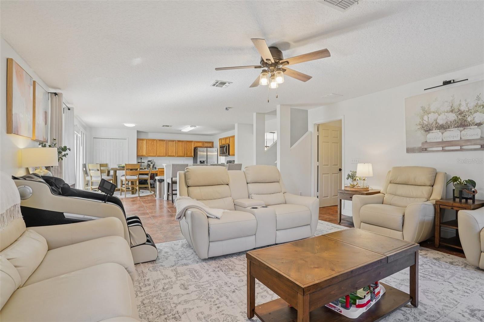 WATERFORD CHASE EAST PH 02 VILLAGE - Residential