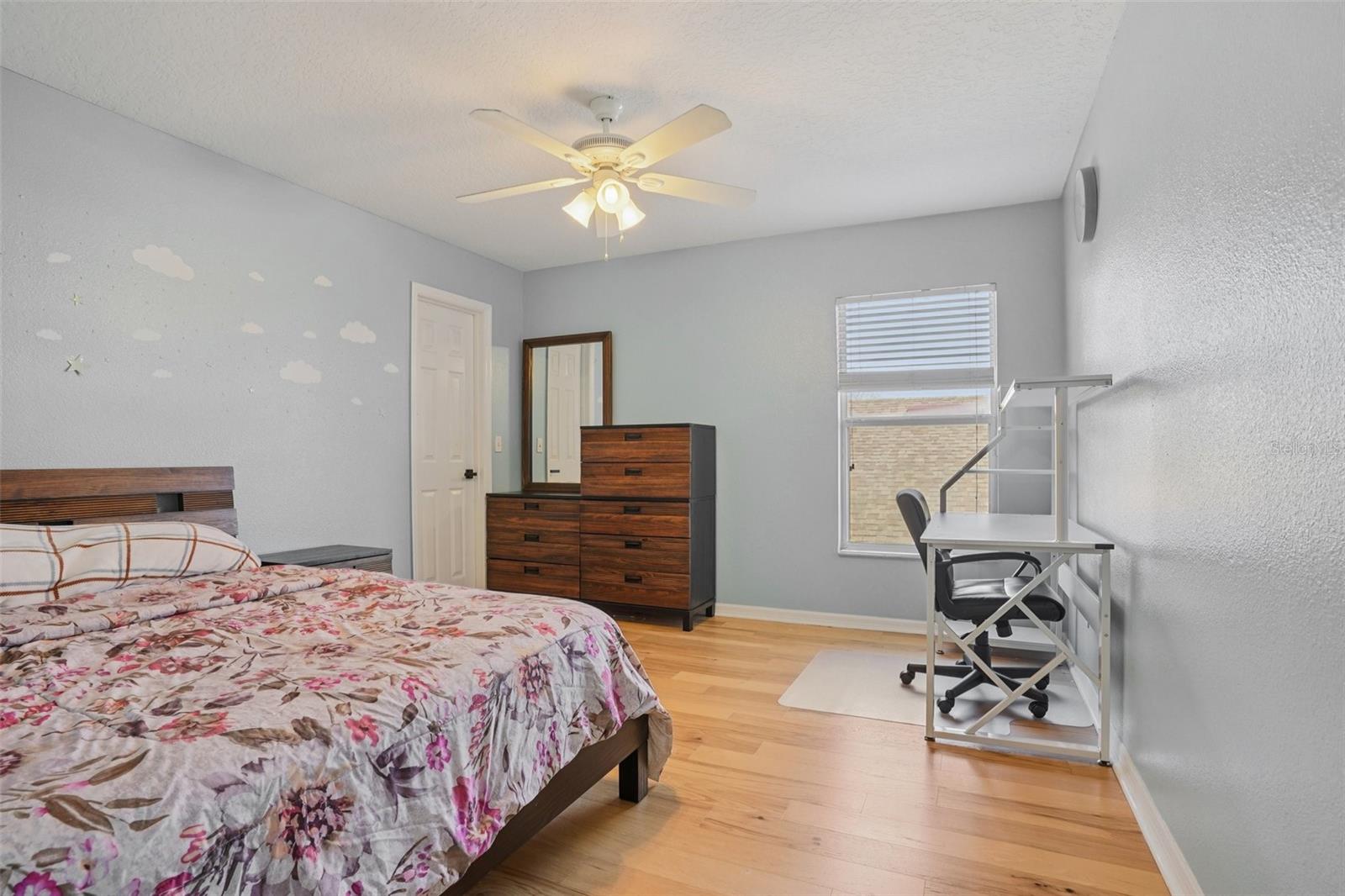 WATERFORD CHASE EAST PH 02 VILLAGE - Residential