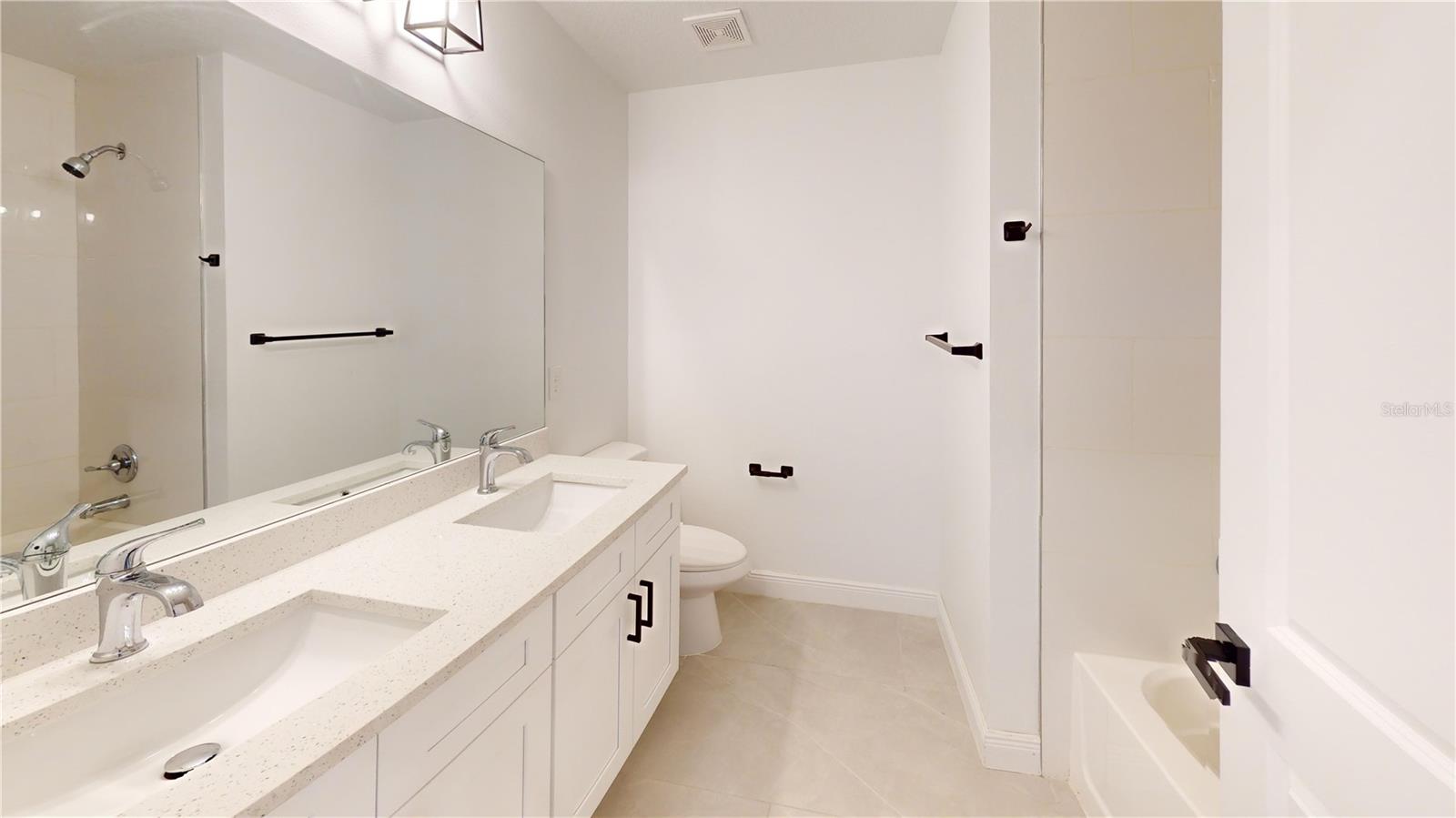 PORT MALABAR UNIT 17 - Residential