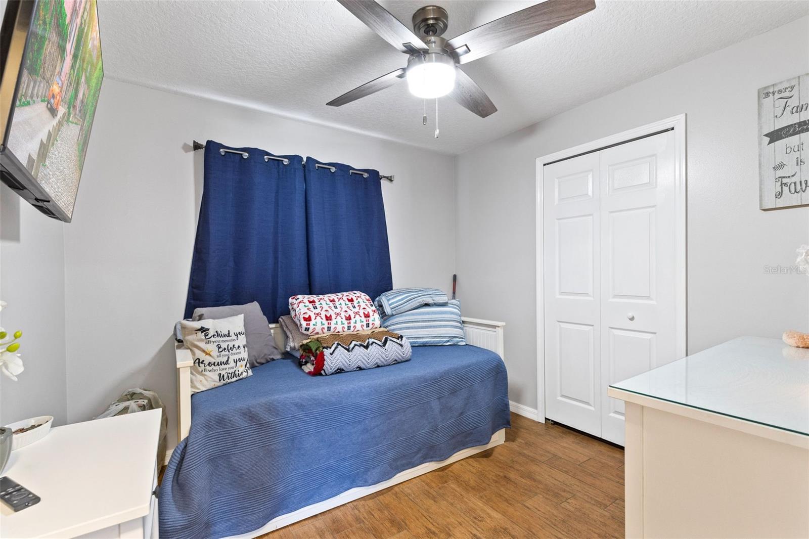 WEST ACRES - Residential