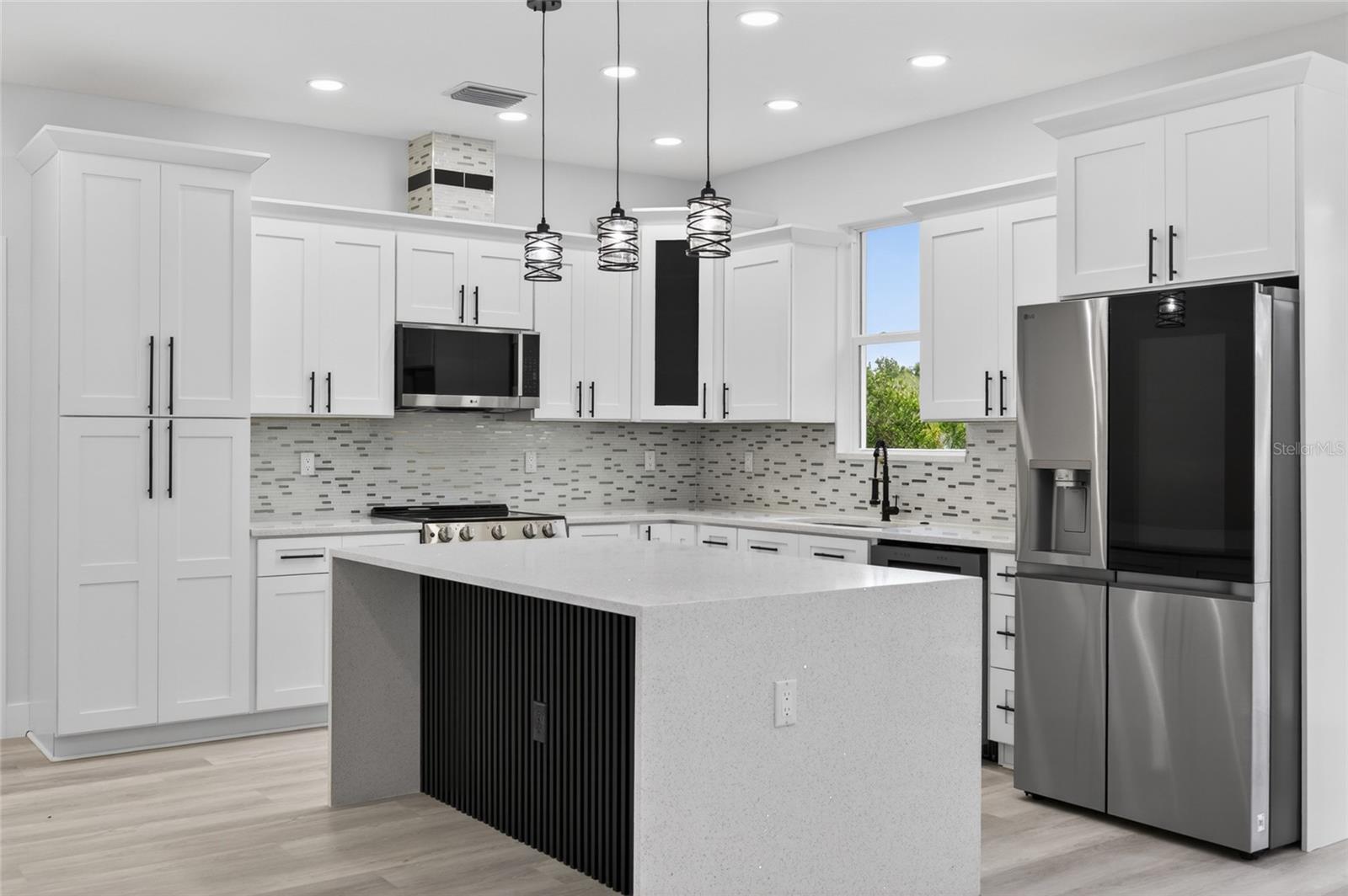 SPRING HILL - Residential