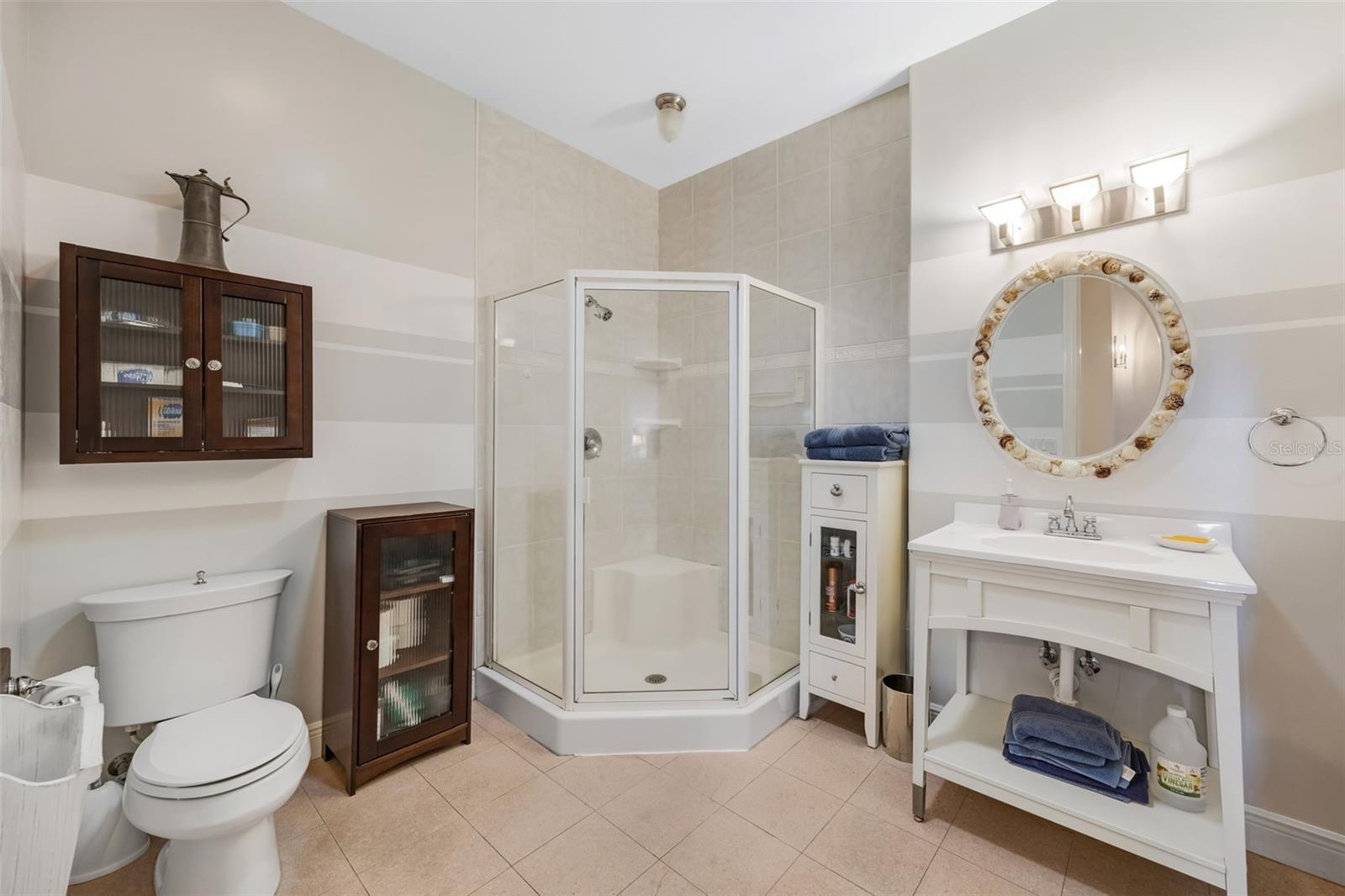 BAY SHORE DRIVE SUB - Residential