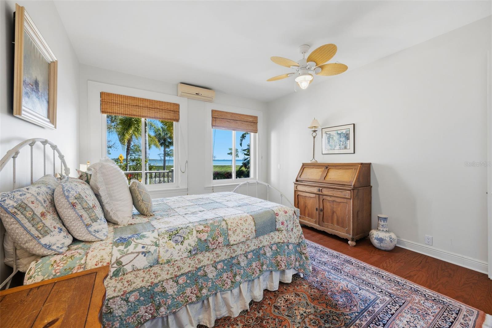 BAY SHORE DRIVE SUB - Residential