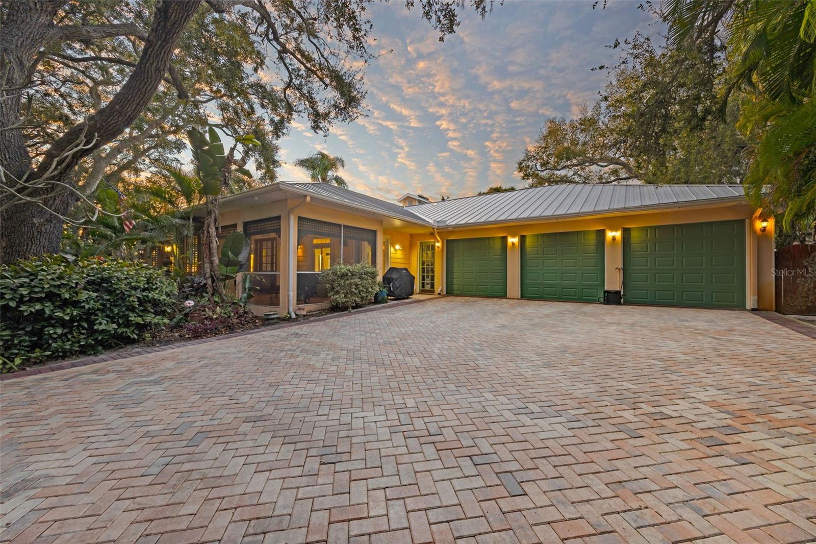 BAY SHORE DRIVE SUB - Residential