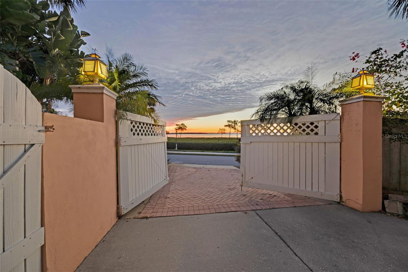 BAY SHORE DRIVE SUB - Residential