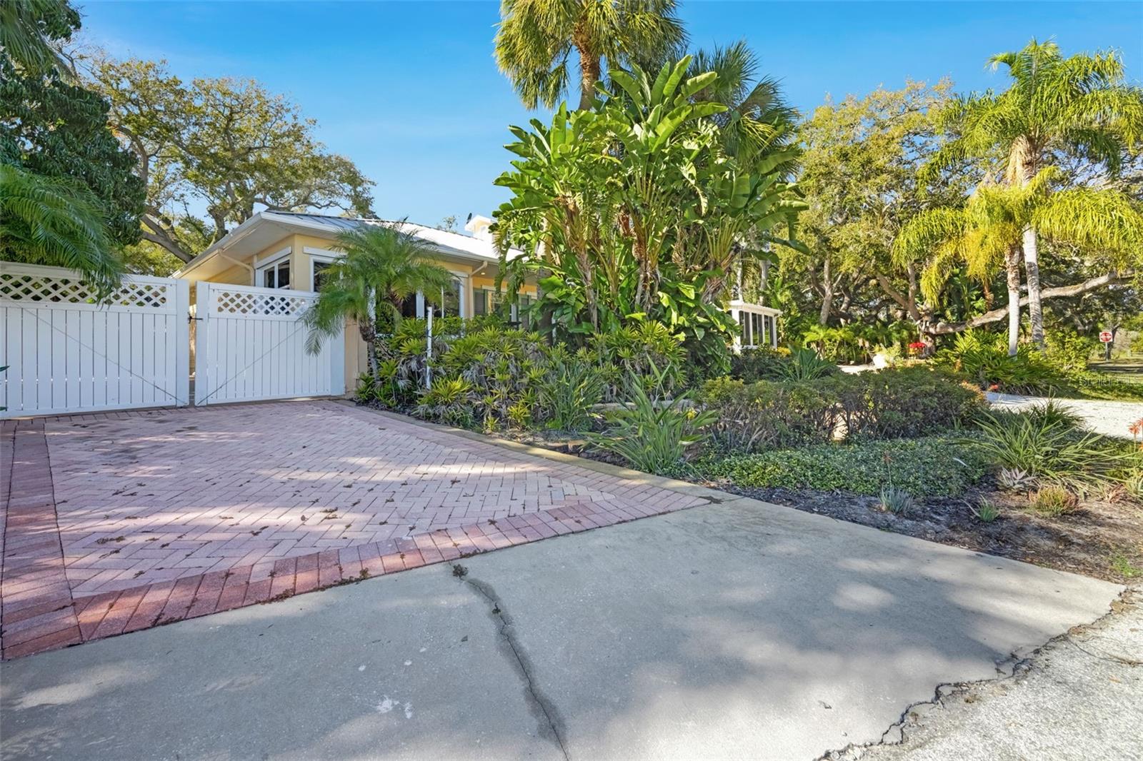 BAY SHORE DRIVE SUB - Residential