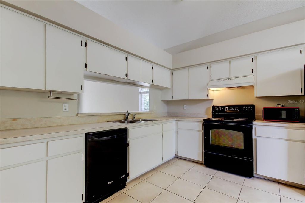 Photo of 8110 Pond Shadow Lane, Tampa, FL 33635 (MLS # TB8384238)