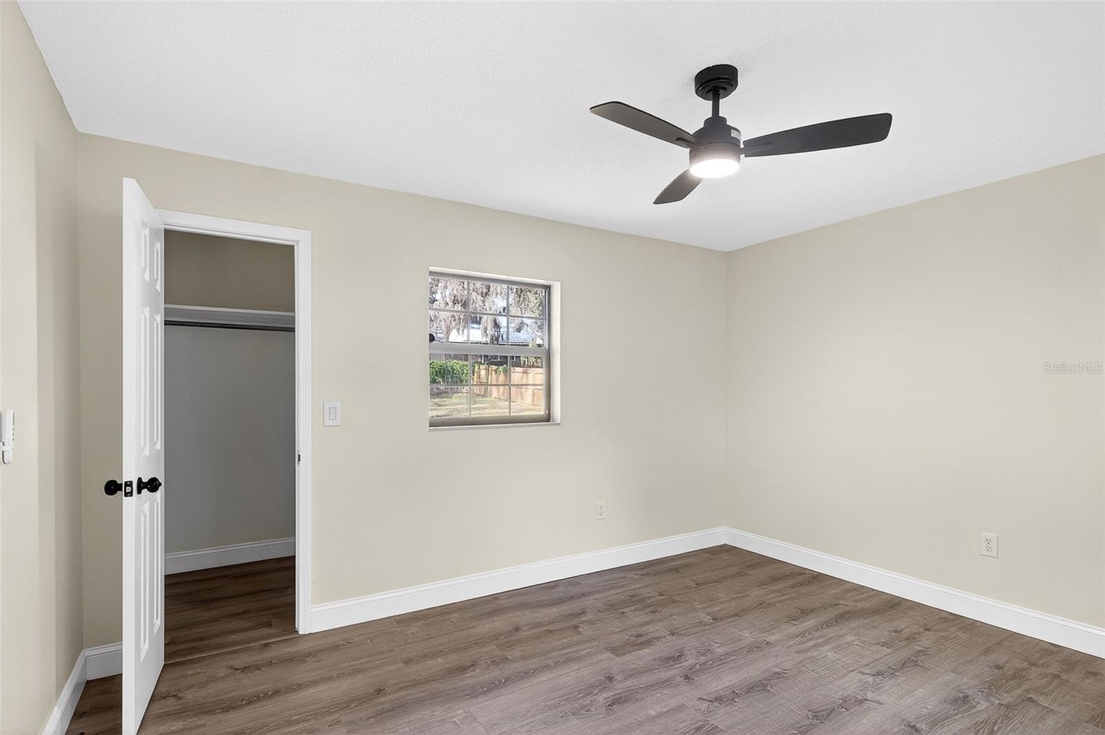 FRUITLAND PARK - Residential