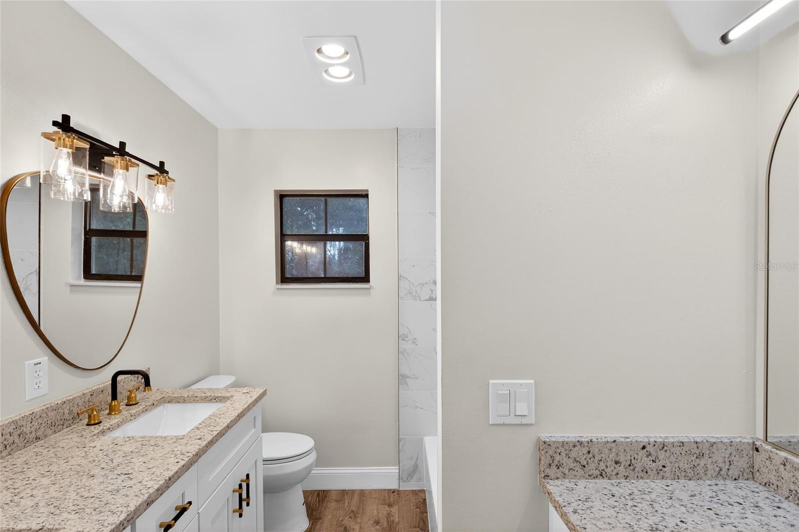 FRUITLAND PARK - Residential