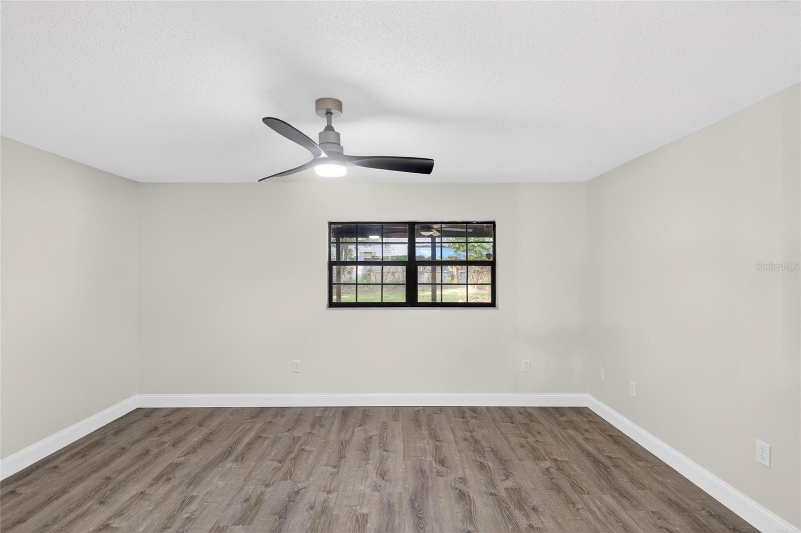 FRUITLAND PARK - Residential