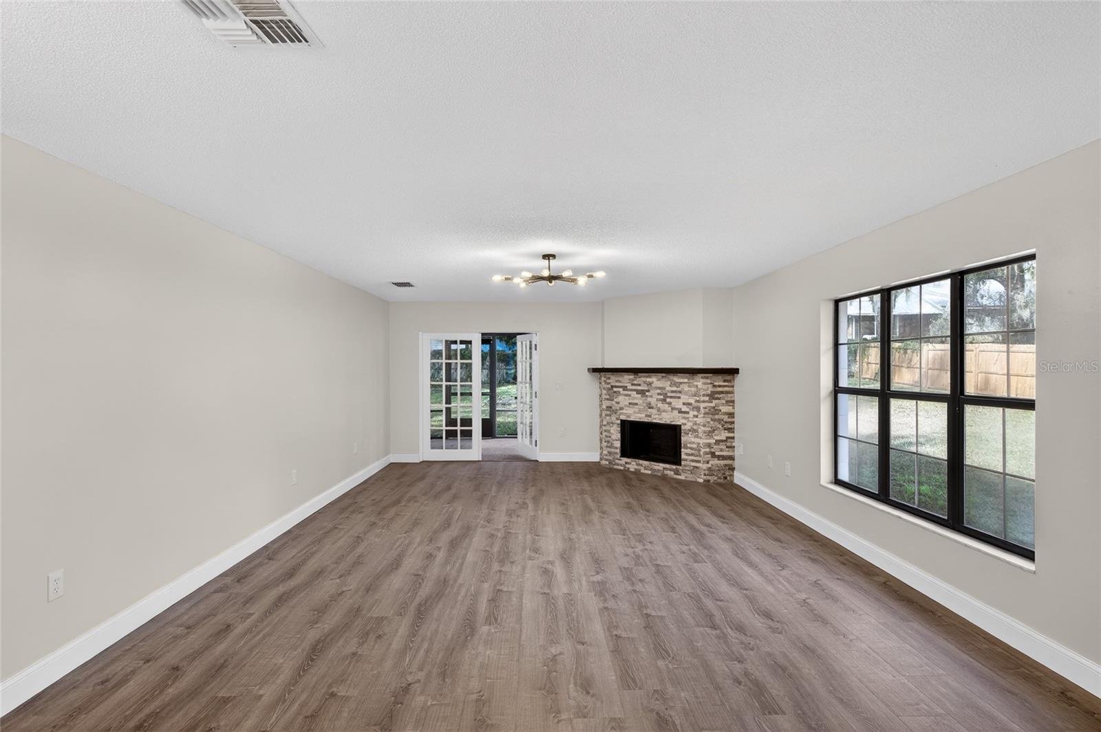 FRUITLAND PARK - Residential