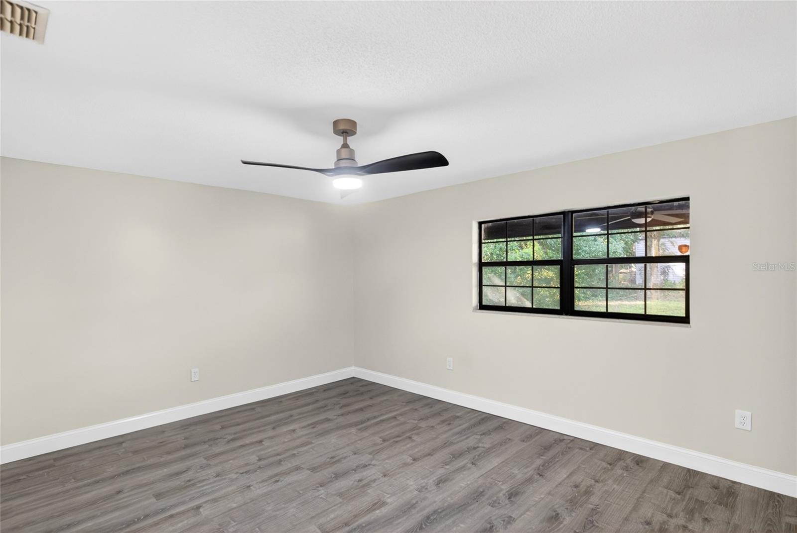 FRUITLAND PARK - Residential