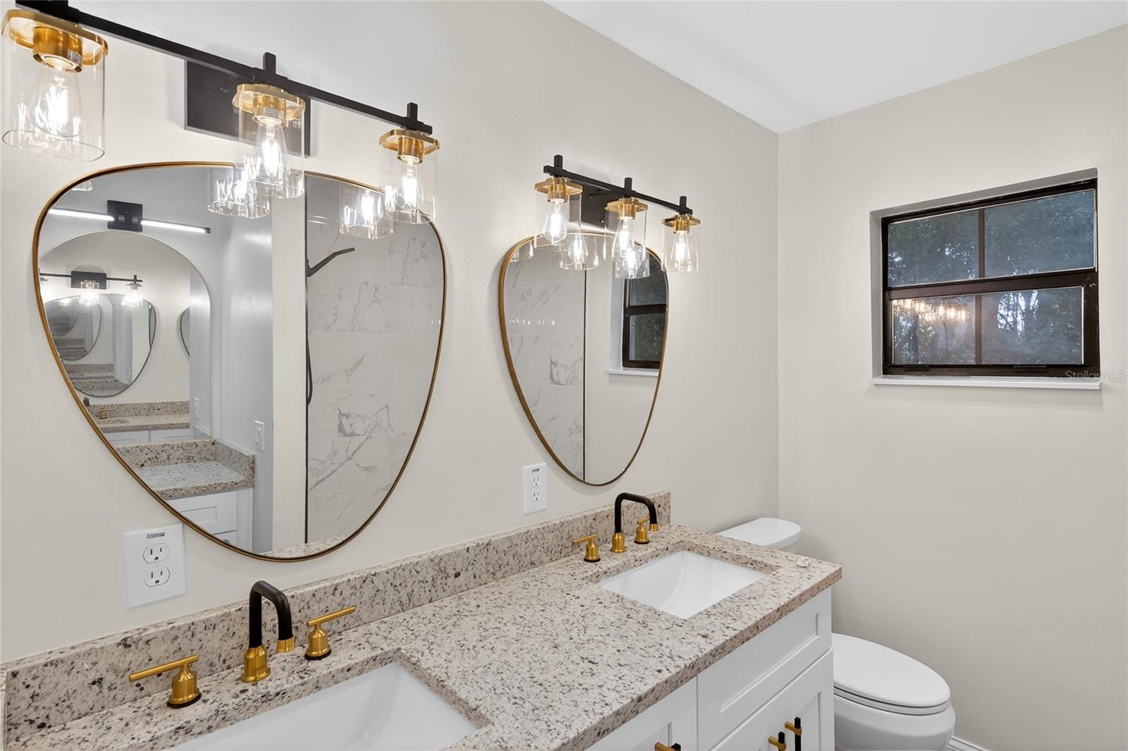 FRUITLAND PARK - Residential