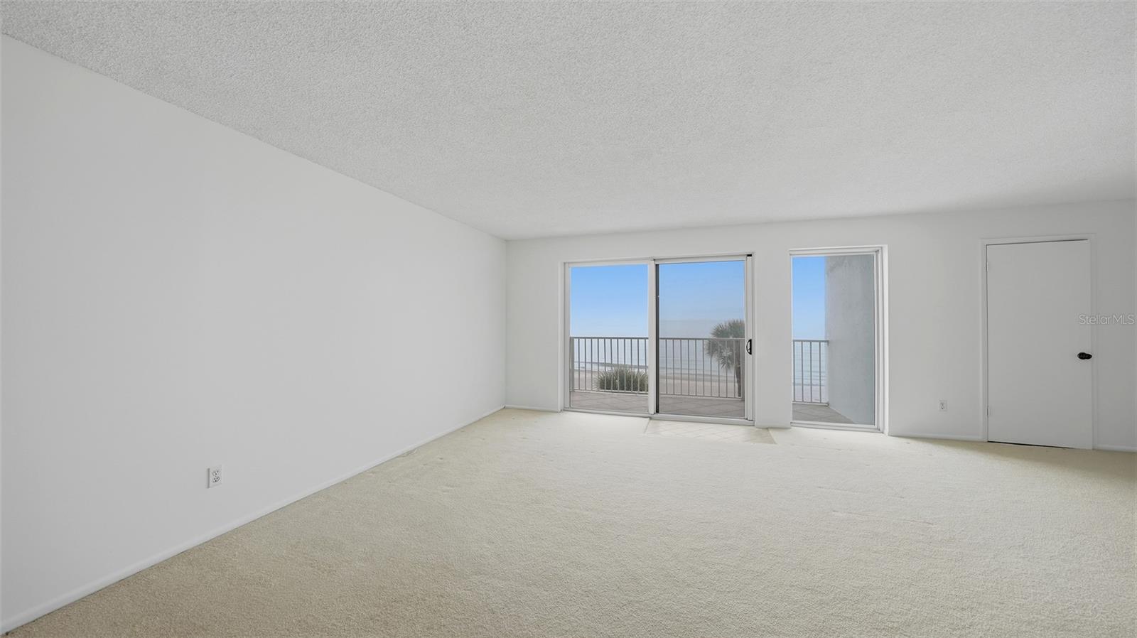 ISLANDER CLUB OF LONGBOAT - Residential