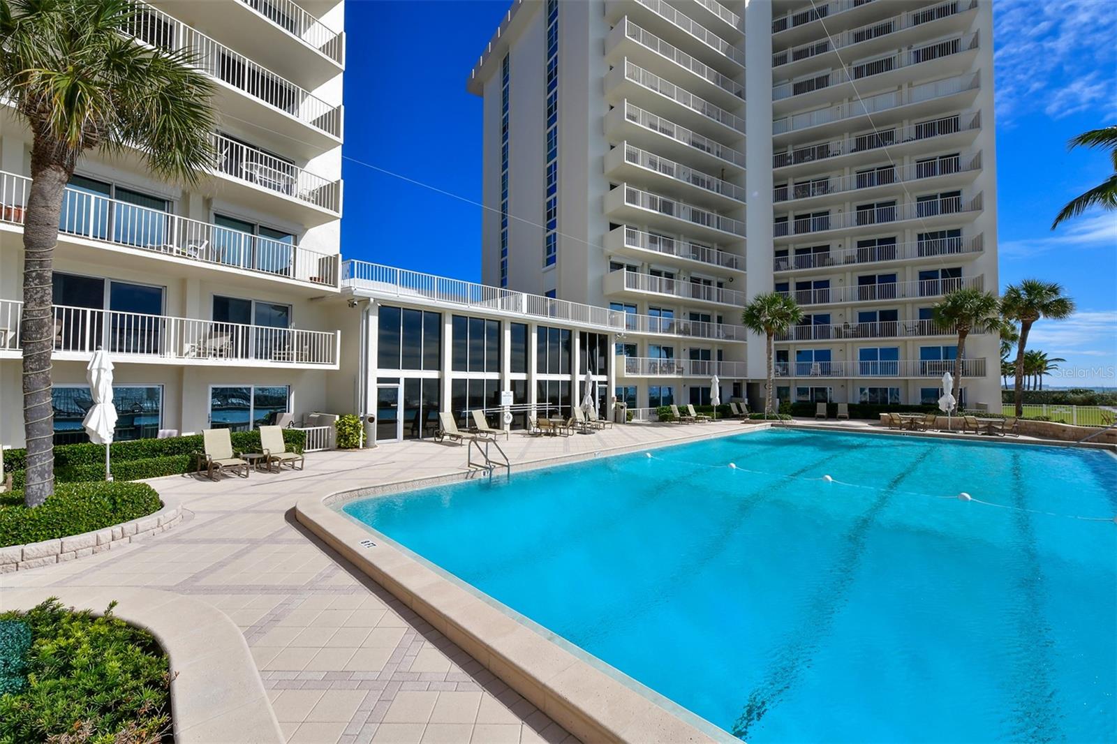 ISLANDER CLUB OF LONGBOAT - Residential