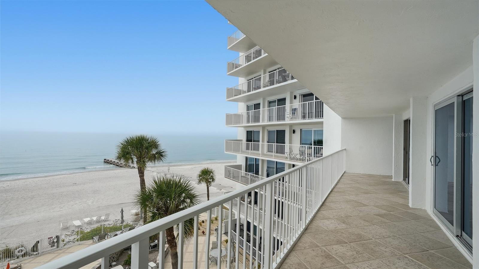 ISLANDER CLUB OF LONGBOAT - Residential