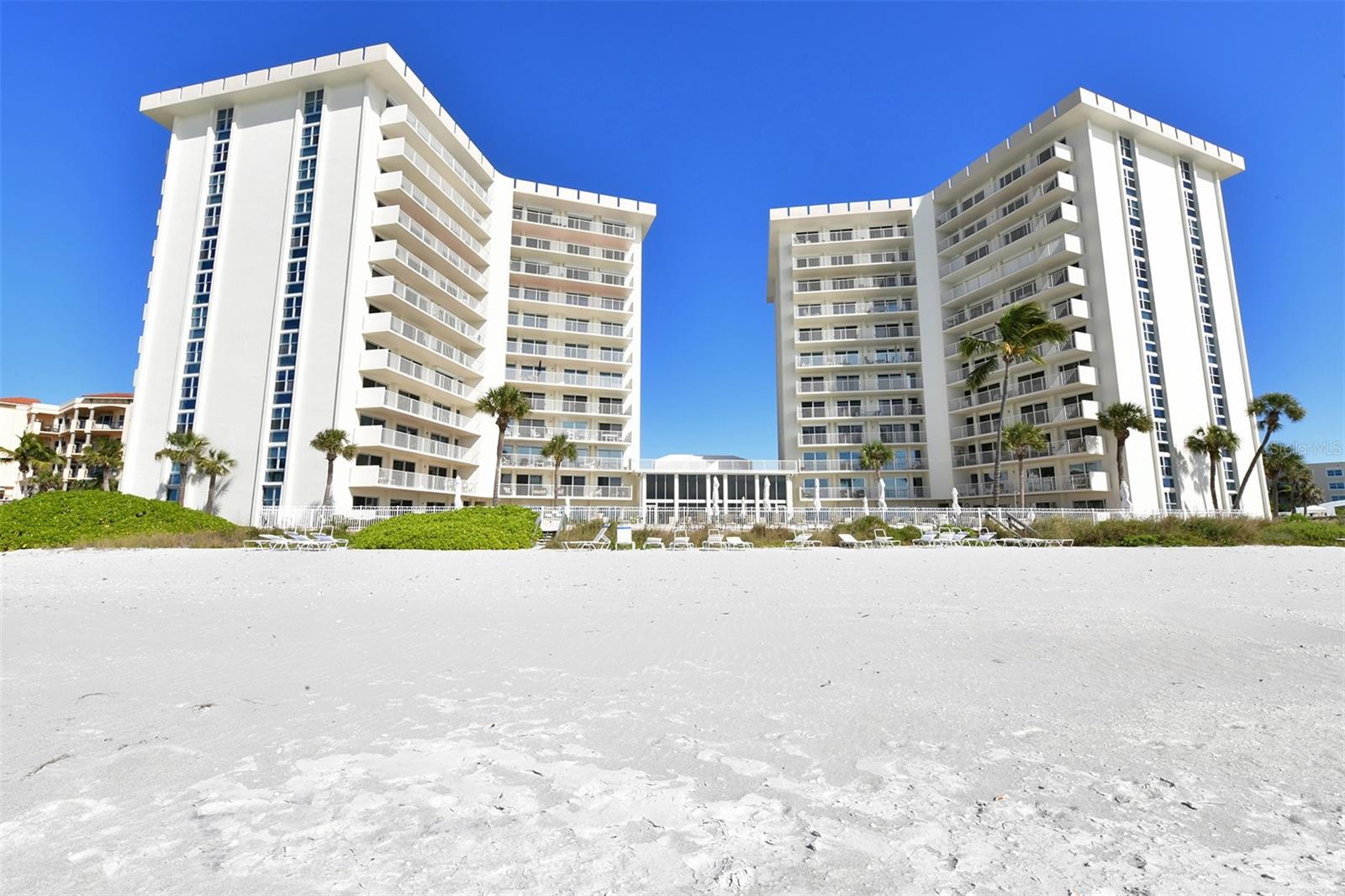 ISLANDER CLUB OF LONGBOAT - Residential