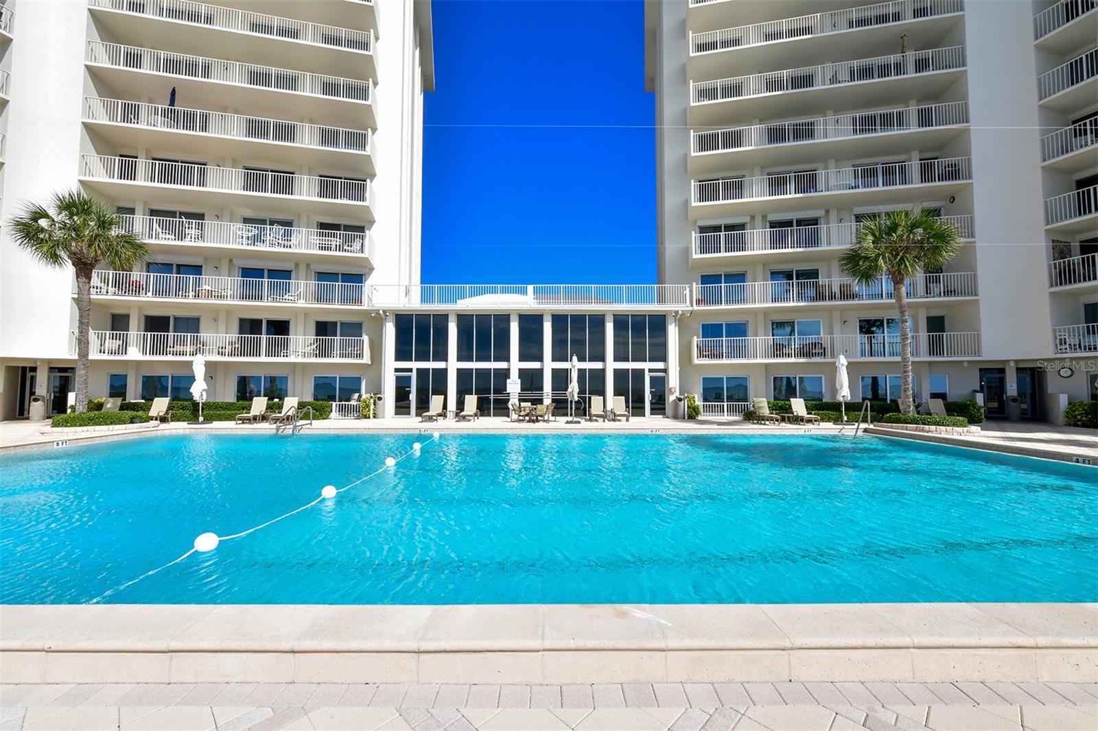 ISLANDER CLUB OF LONGBOAT - Residential