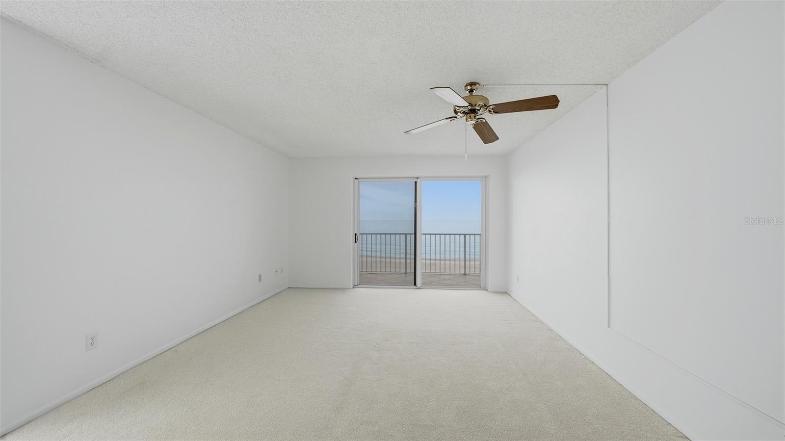 ISLANDER CLUB OF LONGBOAT - Residential