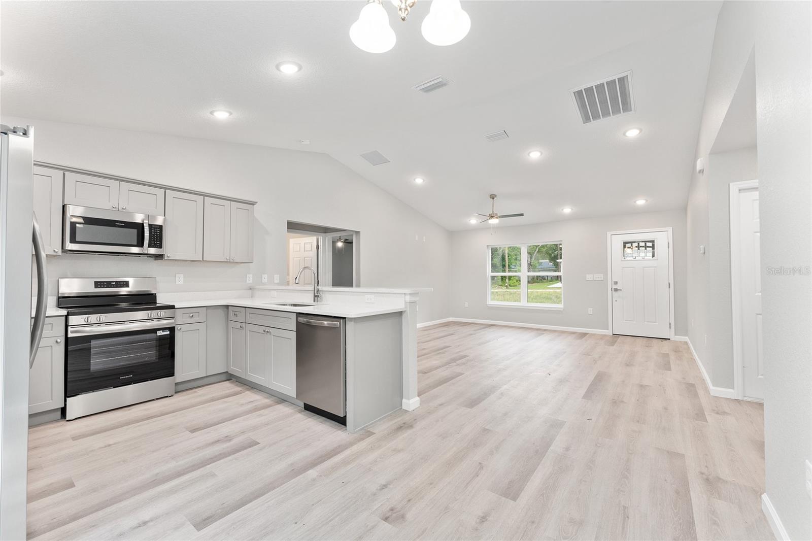 LAKE WEIR HEIGHTS - Residential