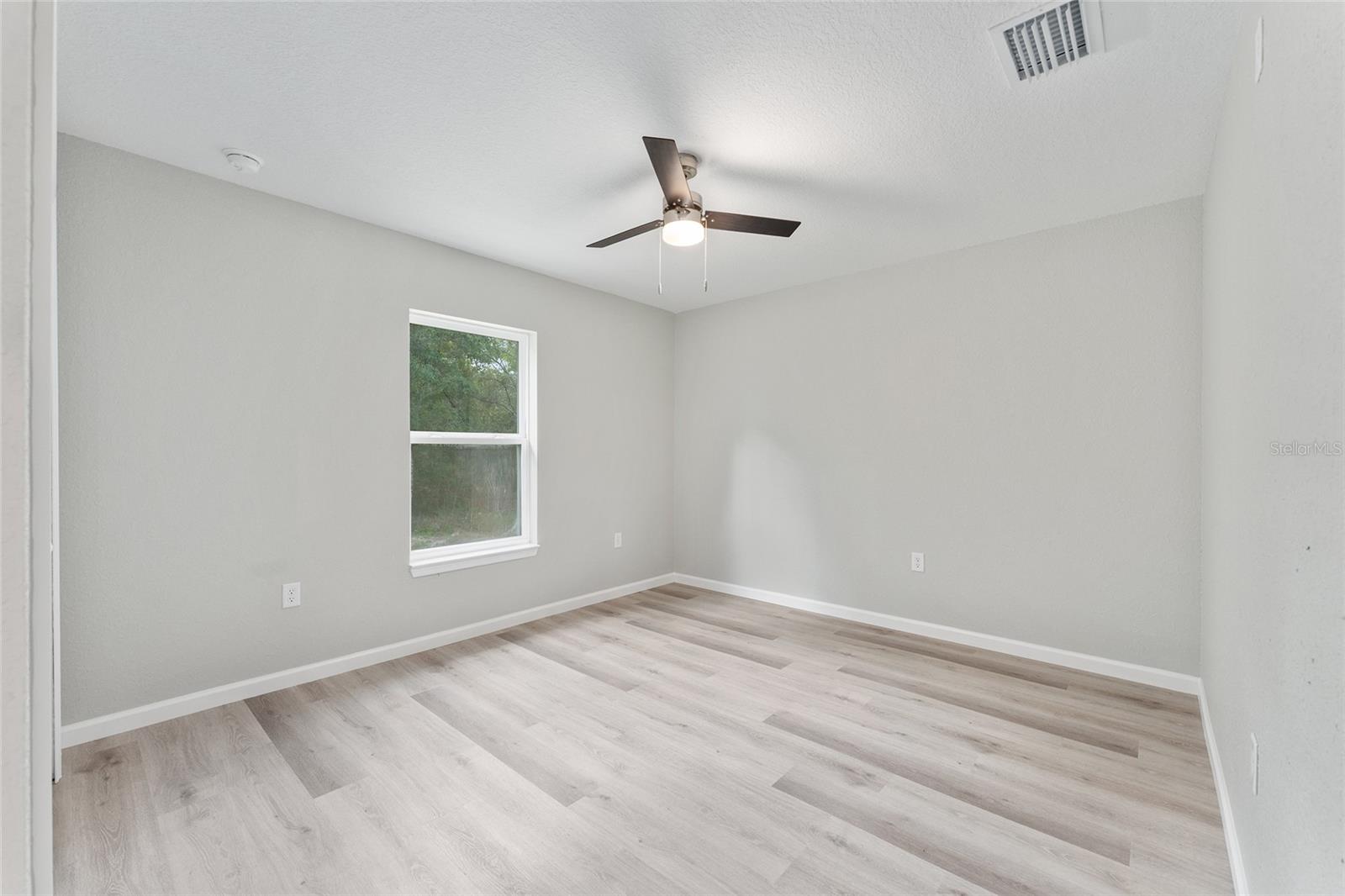 LAKE WEIR HEIGHTS - Residential