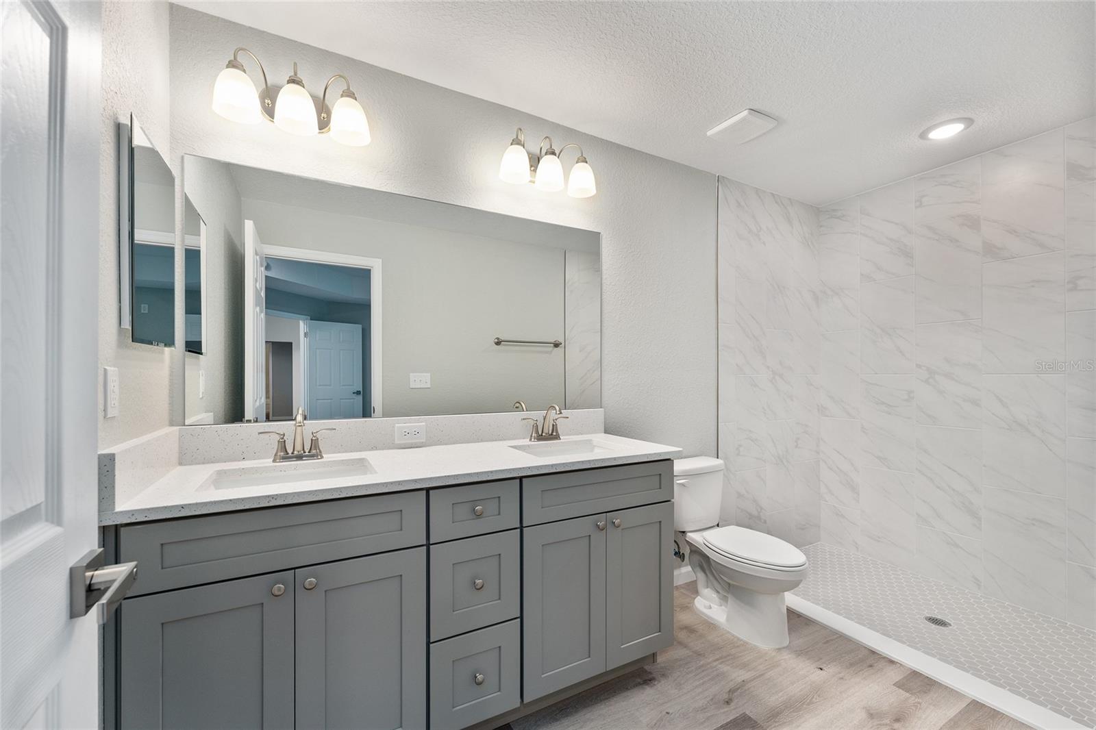 LAKE WEIR HEIGHTS - Residential