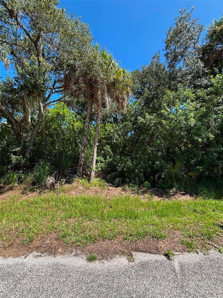 Photo of 18024 Wing Avenue, Port Charlotte, FL 33948 (MLS # C7529383)