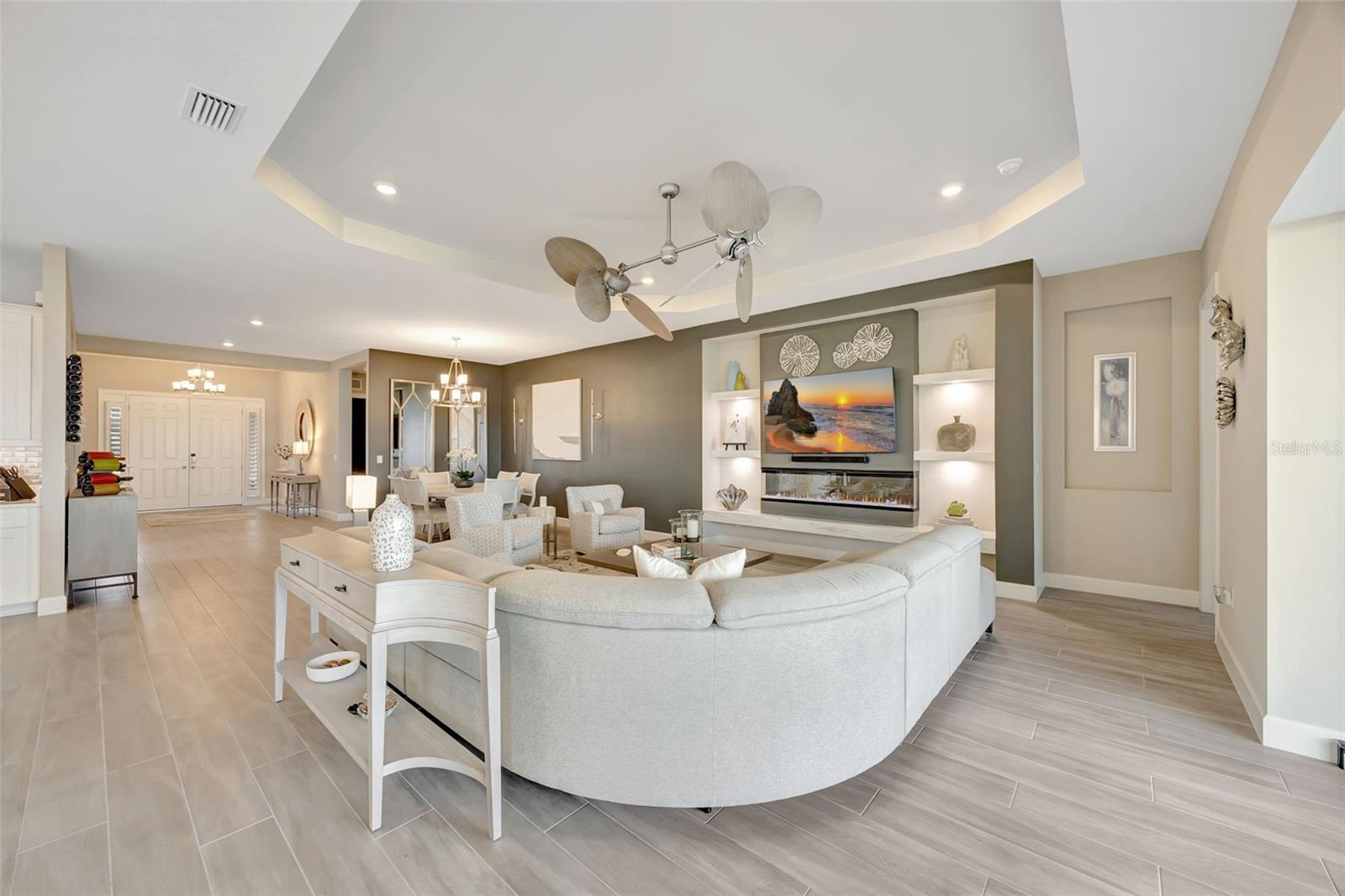 AZARIO AT ESPLANADE - Residential