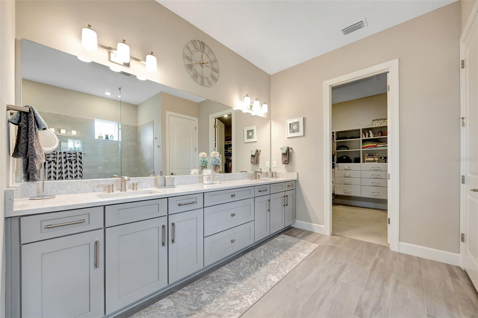 AZARIO AT ESPLANADE - Residential