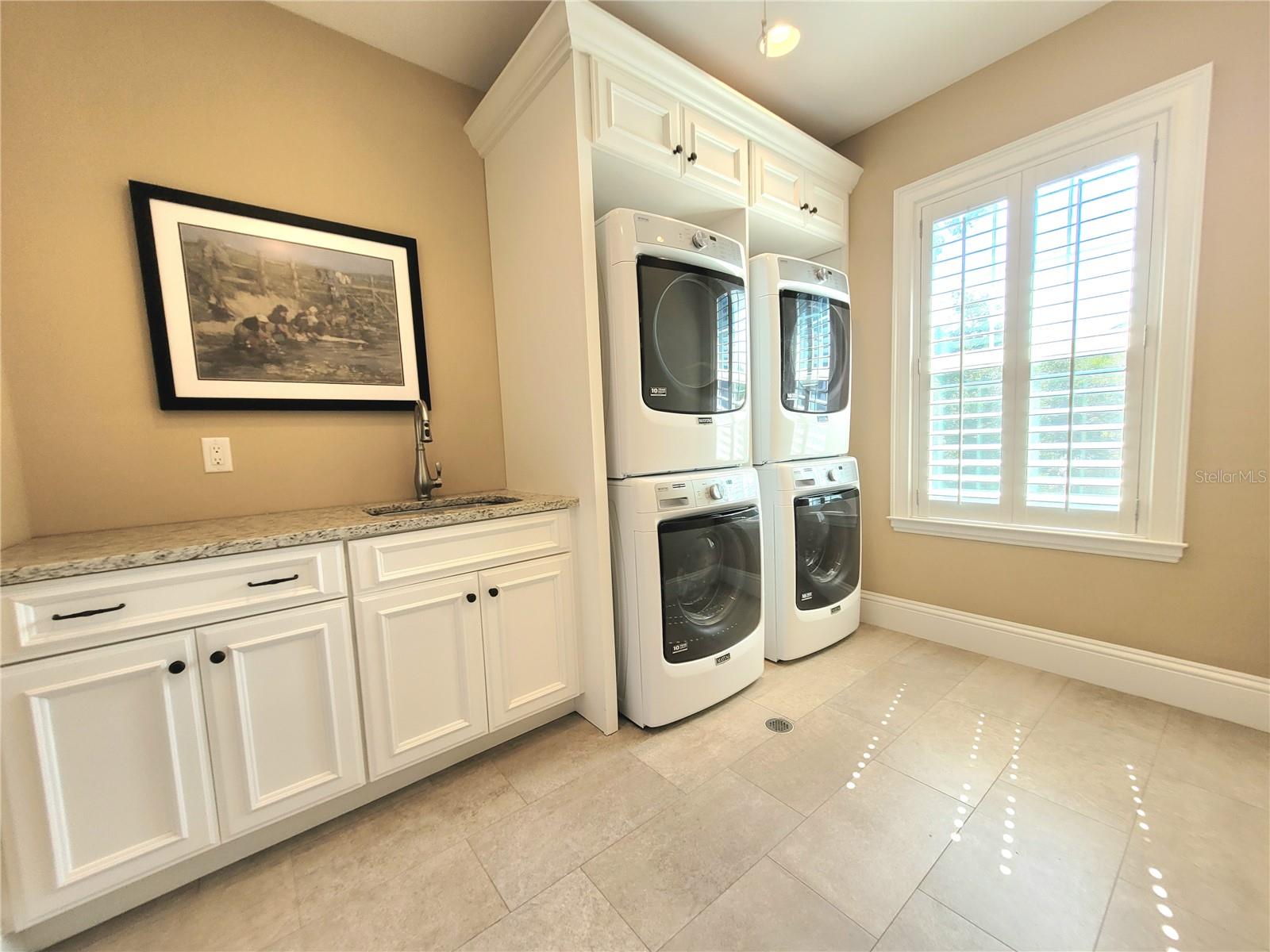 BAY VIEW ESTATES - Residential