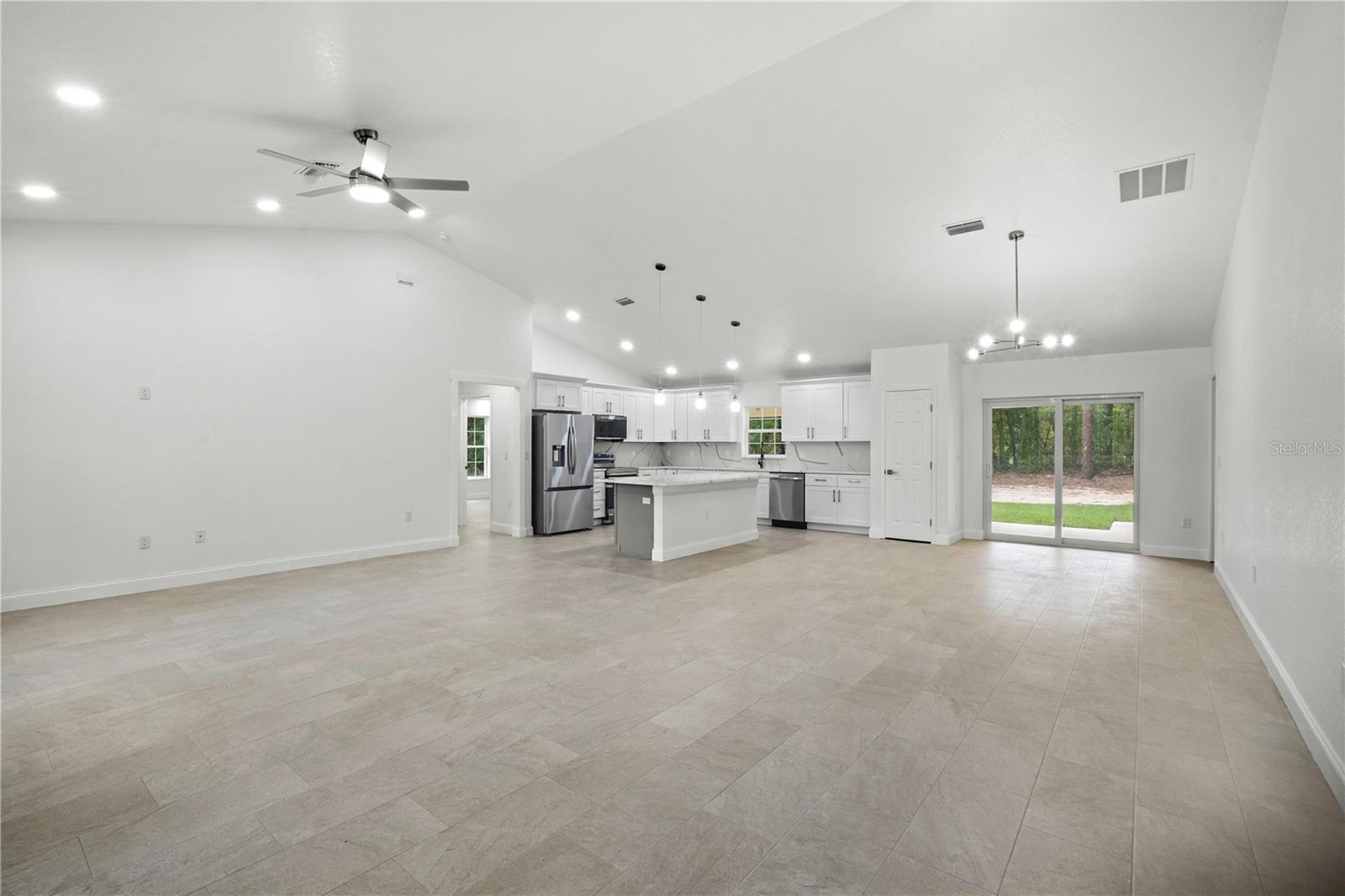RAINBOW SPRINGS - Residential