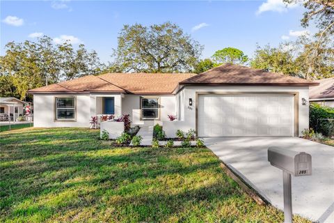 A home in LAKE ALFRED