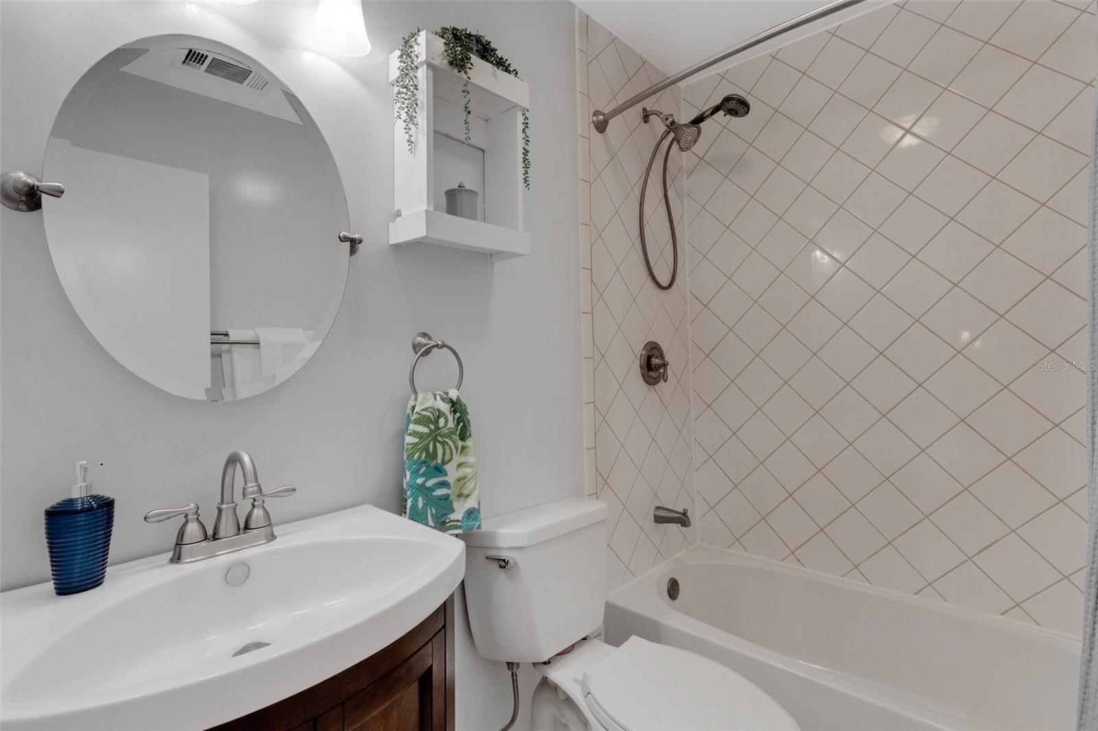 GARDENS THE - Residential