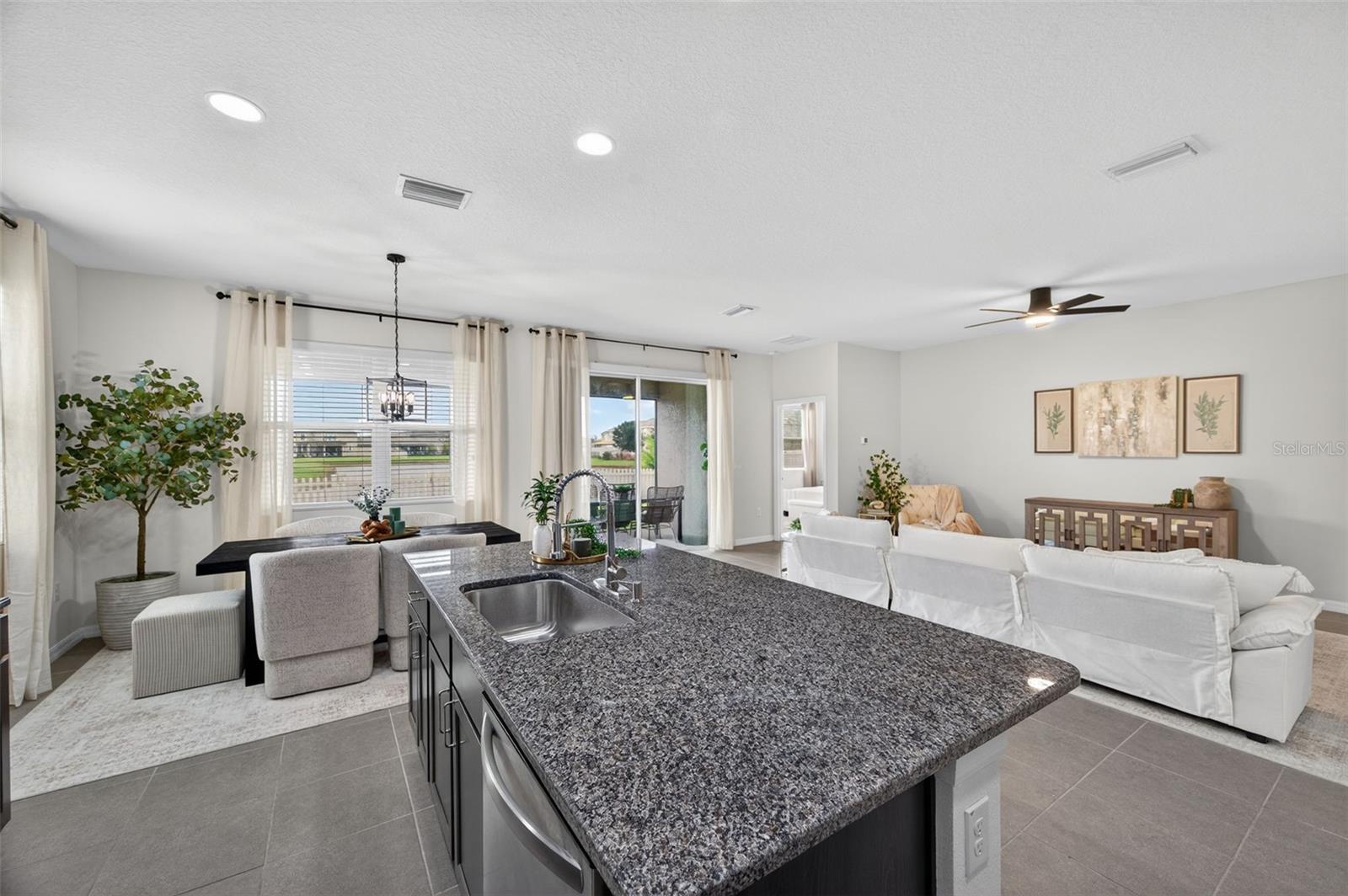 EPPERSON RANCH SOUTH PHASE - Residential