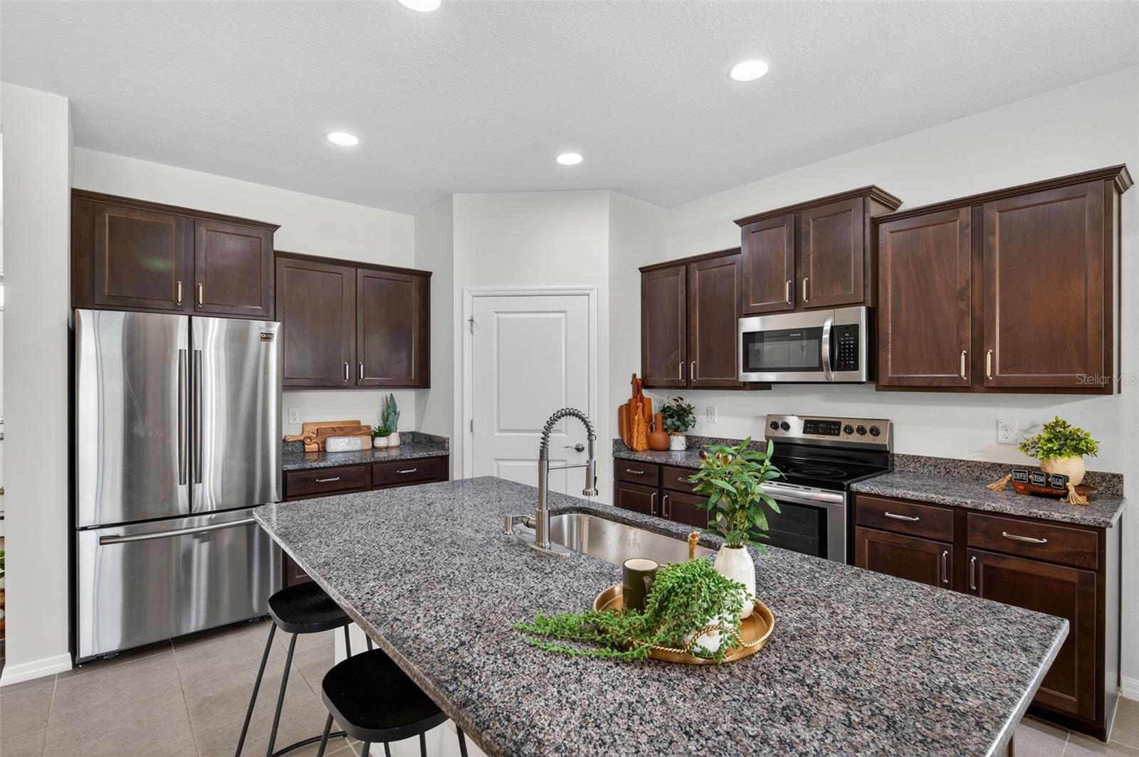 EPPERSON RANCH SOUTH PHASE - Residential