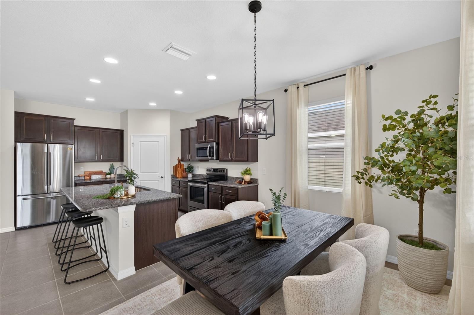 EPPERSON RANCH SOUTH PHASE - Residential