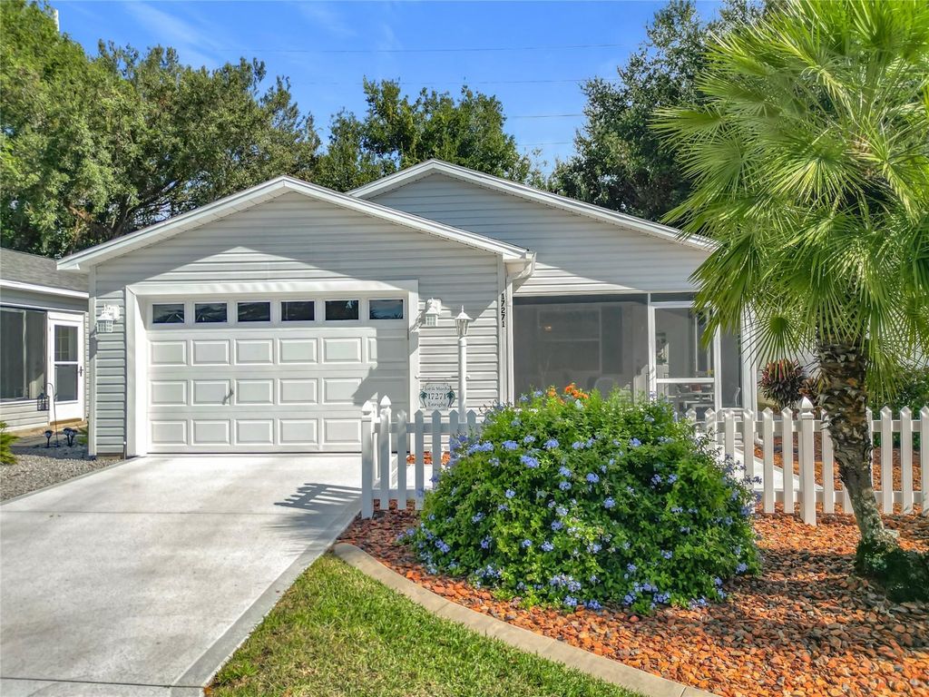Photo of 17271 SE 93rd Demoss Court, The Villages, FL 32162 (MLS # G5104172)