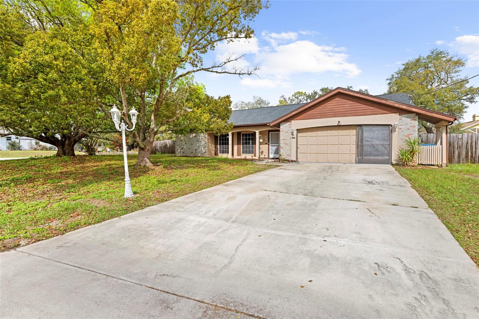 SPRING HILL UNIT 21 - Residential