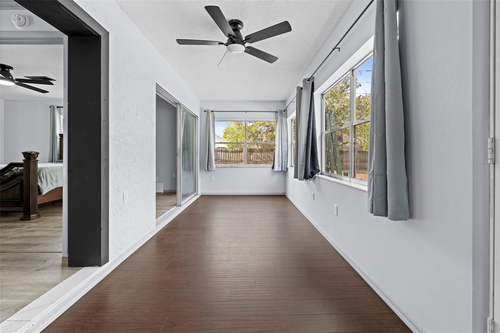 SPRING HILL UNIT 21 - Residential