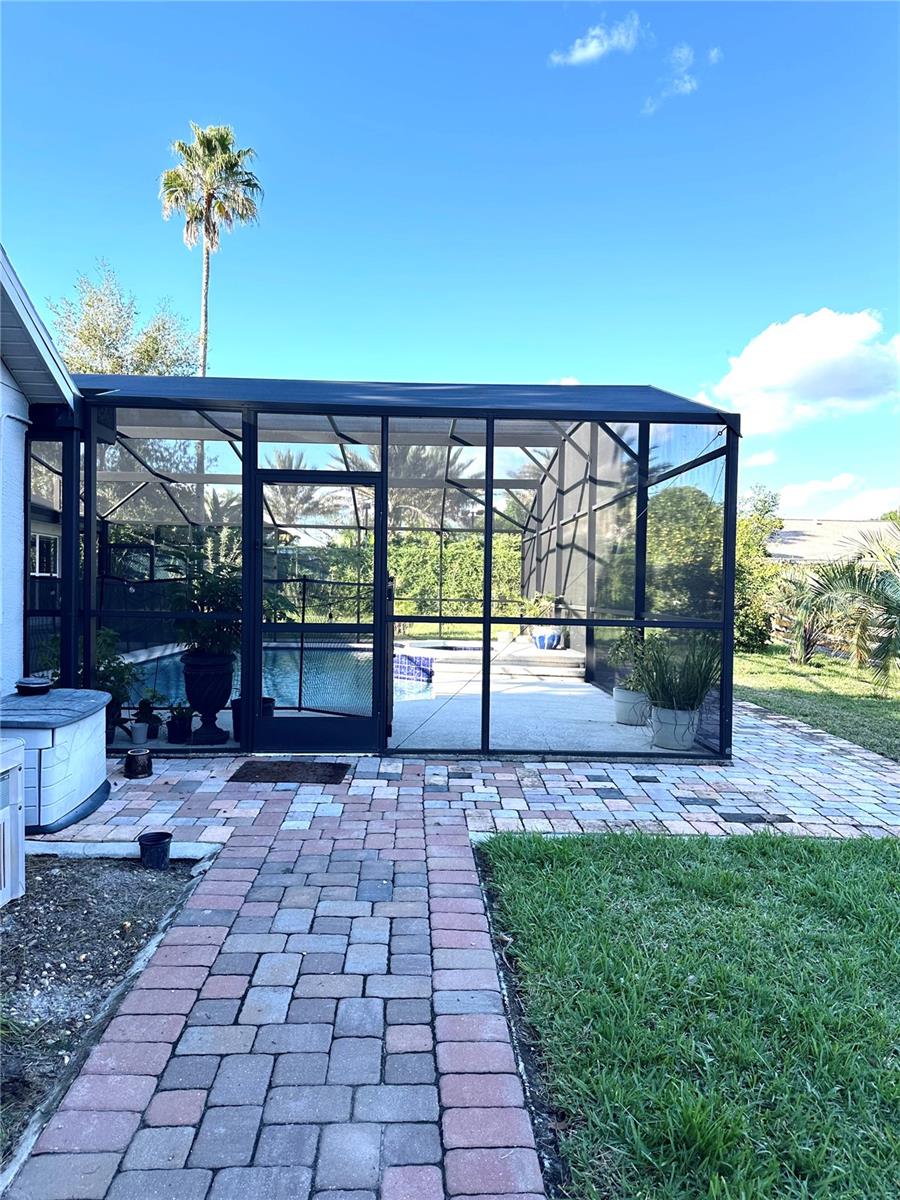 MEADOWLANDS - Residential