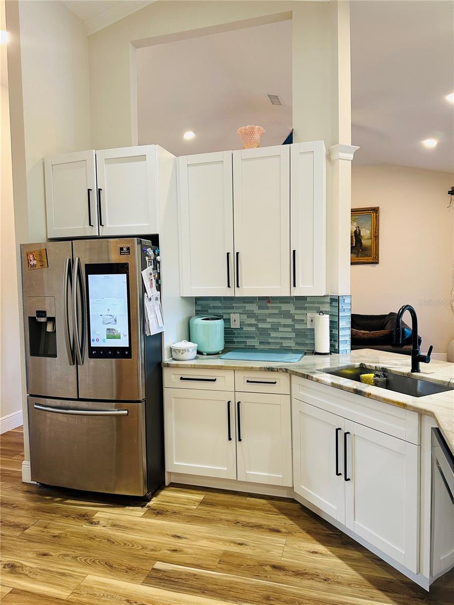 MEADOWLANDS - Residential