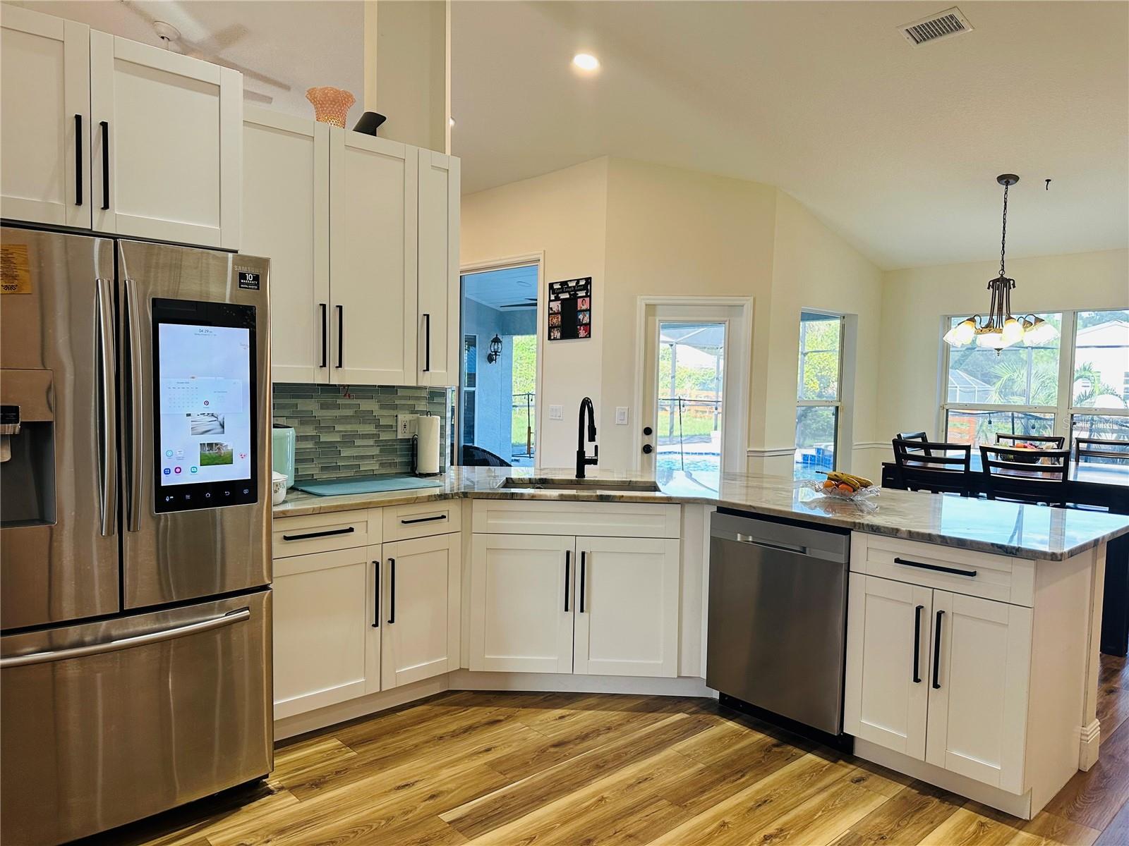 MEADOWLANDS - Residential