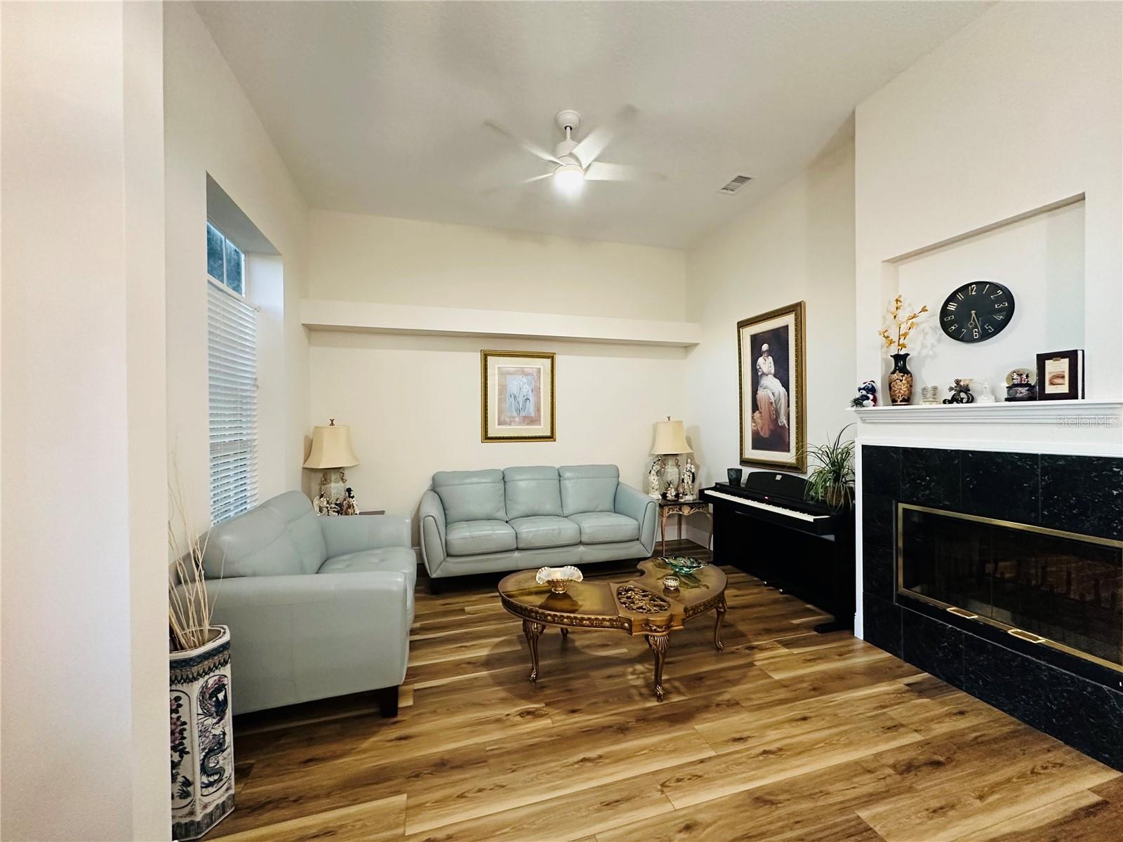 MEADOWLANDS - Residential