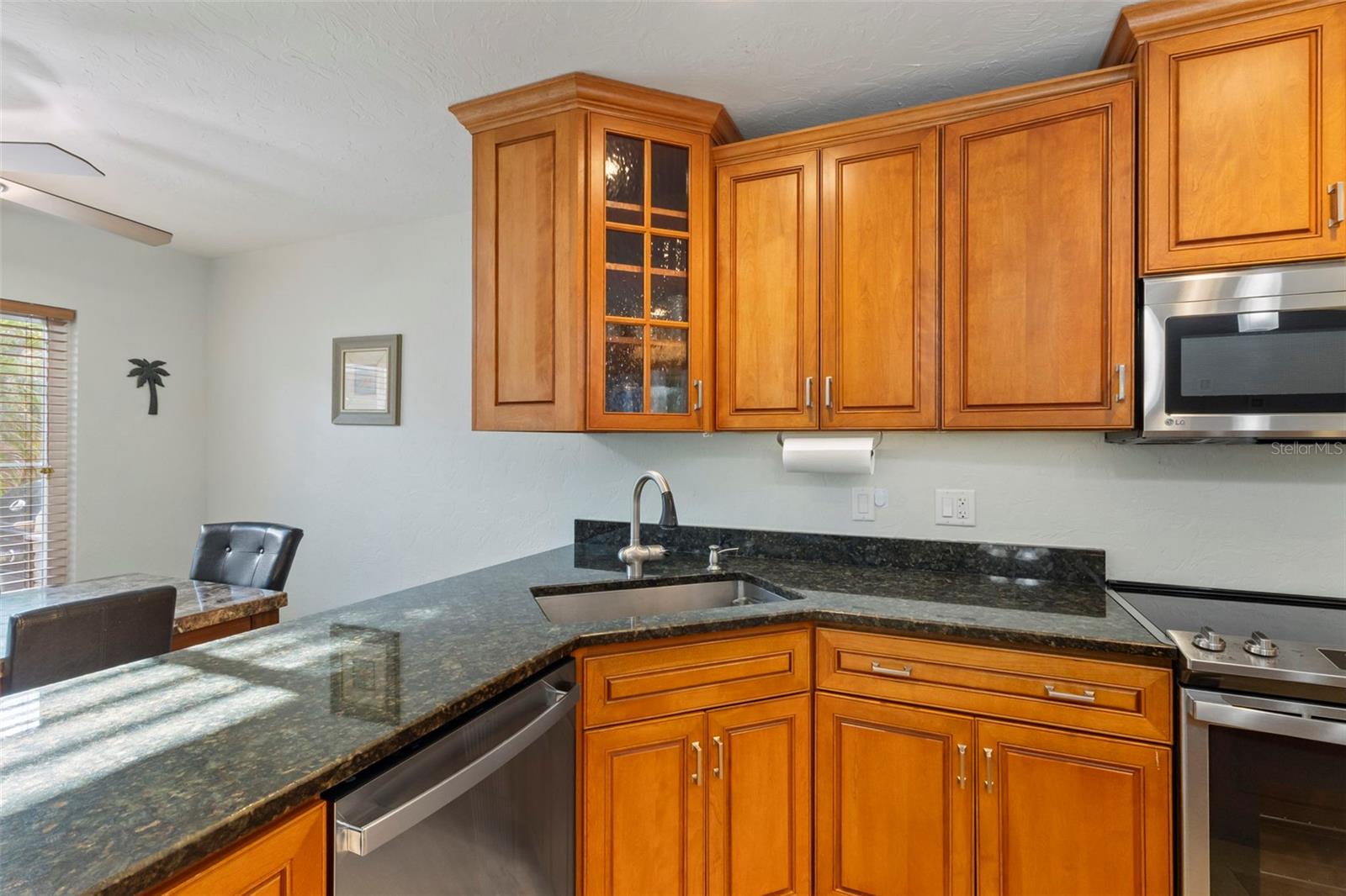 PINE SHORES ESTATE 5TH SEC - Residential